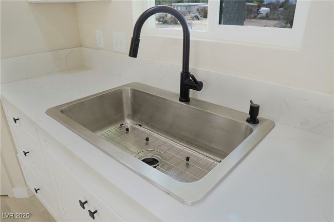 220 N David St, House other with 2 bedrooms, 2 bathrooms and null parking in Pahrump NV | Image 11