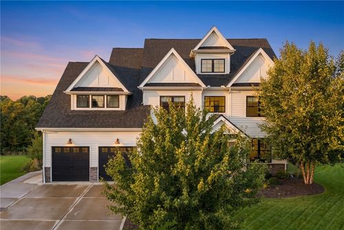 2014 Cherry Rd, Gibsonia, PA, 15044-6911 | Card Image