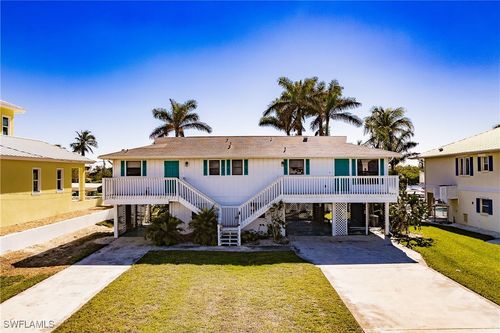 4861 Regal Dr, BONITA SPRINGS, FL, 34134-3926 | Card Image
