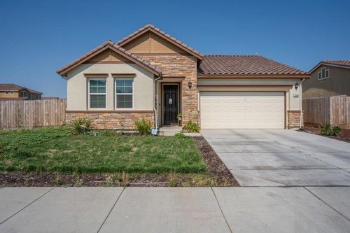 1964 Gus Villalta Dr, Los Banos, CA, 93635-3974 | Card Image