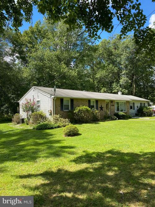 1550 Chestnut Ridge Rd, Upper Black Eddy, PA, 18972-9706 | Card Image