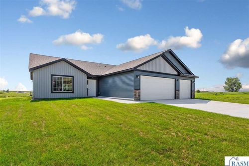 812 Pond View Dr, Arlington, MN, 55307-1100 | Card Image