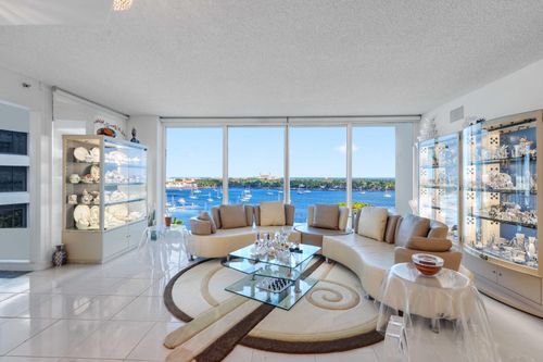 apt-16a-525 S Flagler Dr, West Palm Beach, FL, 33401-5925 | Card Image