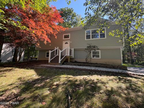 114 Brewster Way, East Stroudsburg, PA, 18301-8993 | Card Image