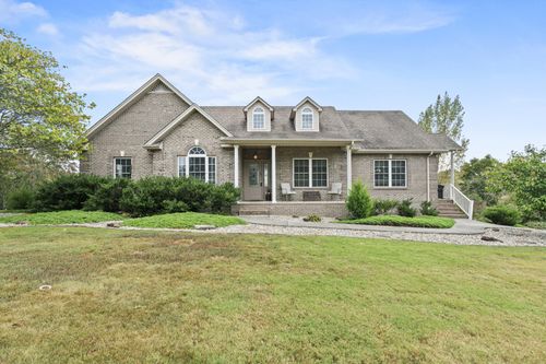 1103 Johnny Spears Rd, Westmoreland, TN, 37186-4904 | Card Image