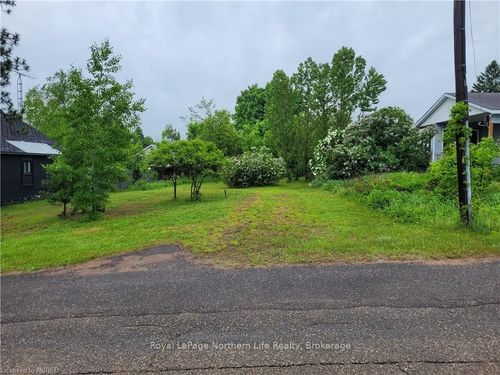 260 6th St, Mattawa, ON, P0H1V0 | Card Image