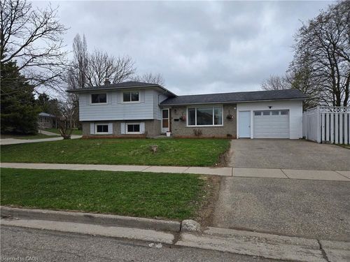 261 Overlea Dr, Kitchener, ON, N2M1T7 | Card Image