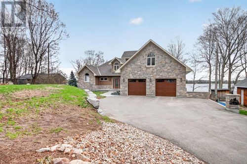 102 Heron Lane, Beckwith, ON, K7C4L3 | Card Image