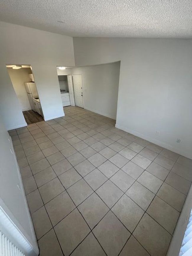 APT-28 - 4501 W Mcnab Rd, Condo with 2 bedrooms, 1 bathrooms and null parking in Pompano Beach FL | Image 7
