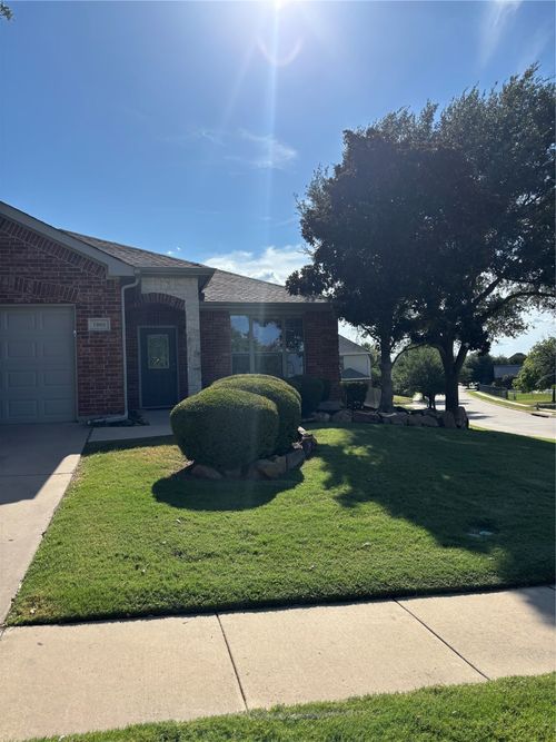 1000 Prairie Heights Dr, Fort Worth, TX, 76108-6933 | Card Image