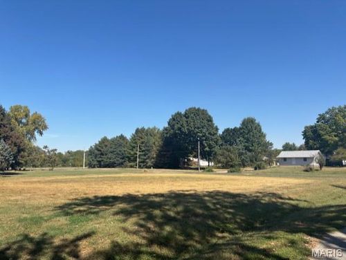 602 Herman St, Nokomis, IL, 62075-1527 | Card Image