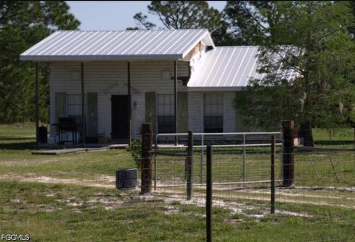 22841 N River Rd, ALVA, FL, 33920-3358 | Card Image