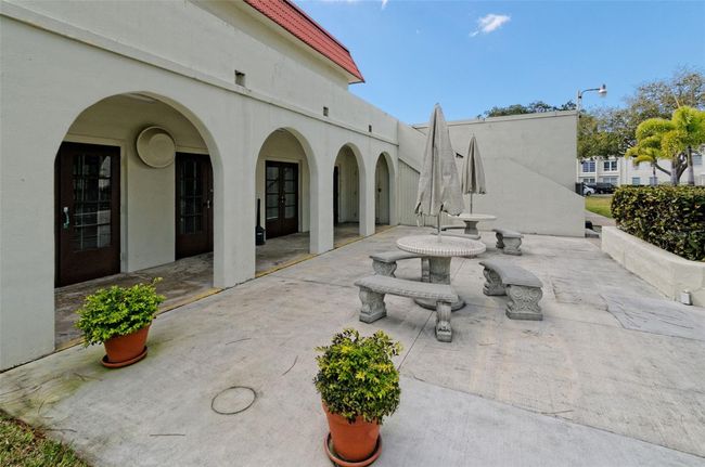 APT-1206 - 2700 Bayshore Blvd, Condo with 2 bedrooms, 1 bathrooms and null parking in DUNEDIN FL | Image 47
