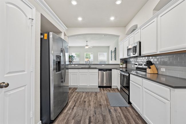 3017 Gilchrist Dr, House other with 3 bedrooms, 2 bathrooms and null parking in Lorena TX | Image 8