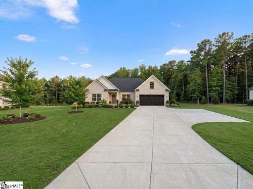 261 Carriage Gate Dr, Wellford, SC, 29385-9385 | Card Image