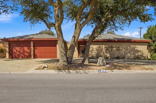 1015 Ward St, Midland, TX, 79701-5656 | Card Image