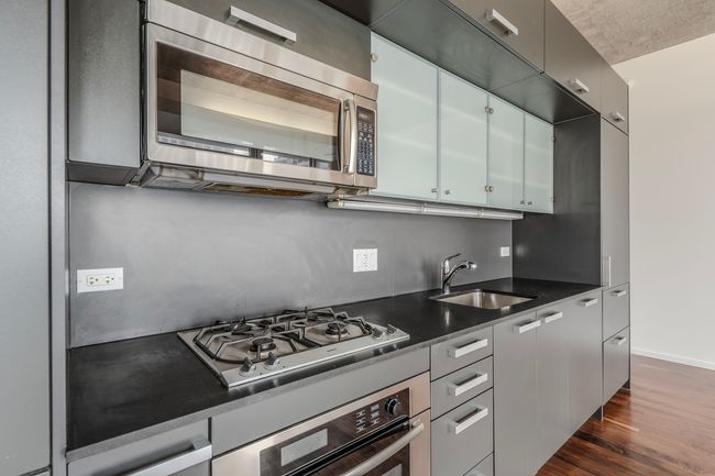 APT-1107 - 550 N Saint Clair St, Condo with 0 bedrooms, 1 bathrooms and null parking in Chicago IL | Image 4