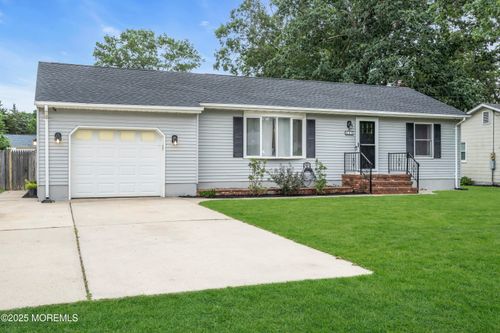 235 Willow Ln, Forked River, NJ, 08731-2717 | Card Image
