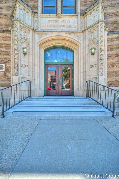 411-297 W Clay Ave, Muskegon, MI, 49440-1271 | Card Image