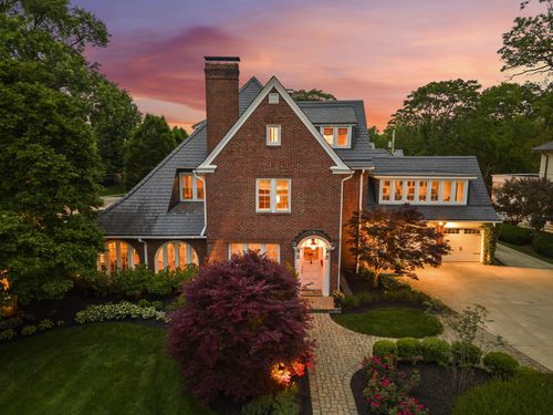 1875 Roxbury Rd, Upper Arlington, OH, 43212-1965 | Card Image