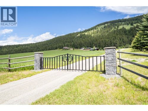 705 Creighton Valley Rd, Lumby, BC, V0E2G1 | Card Image
