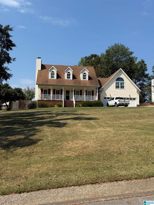 7260 Bagley Cir, Dora, AL, 35062-2104 | Card Image