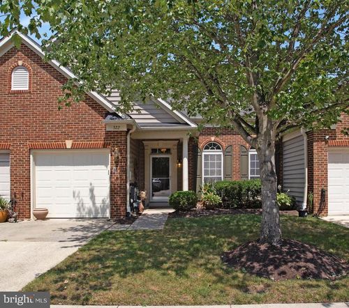 322 Hamlet Cir, EDGEWATER, MD, 21037-2617 | Card Image