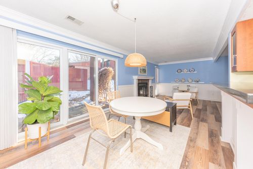 2407 Packard St, Ann Arbor, MI, 48104-6354 | Card Image