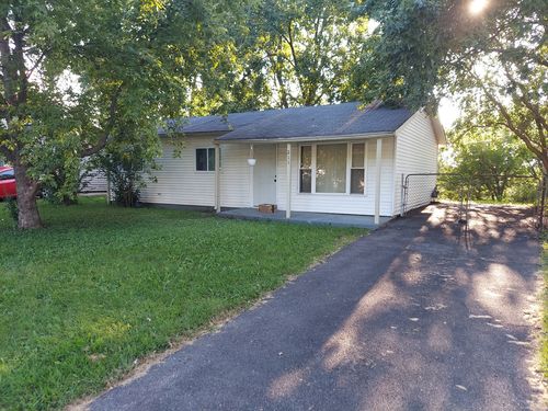 211 Malibu Dr, Bolingbrook, IL, 60440-2313 | Card Image
