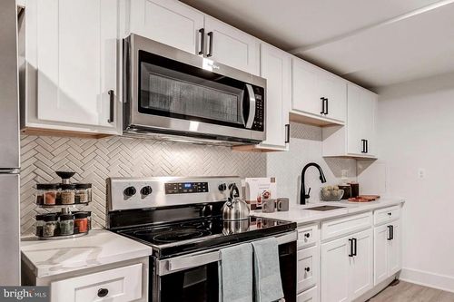 203-1720 Saint Paul Street, BALTIMORE, MD, 21202 | Card Image