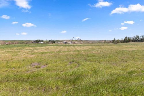 20-12301 Range Road 51a, Cypress County, AB, T1A8N5 | Card Image
