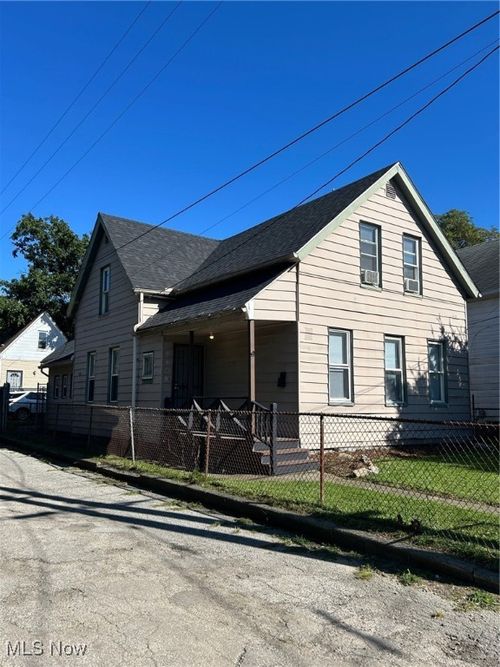3301 W 58th St, Cleveland, OH, 44102-5609 | Card Image