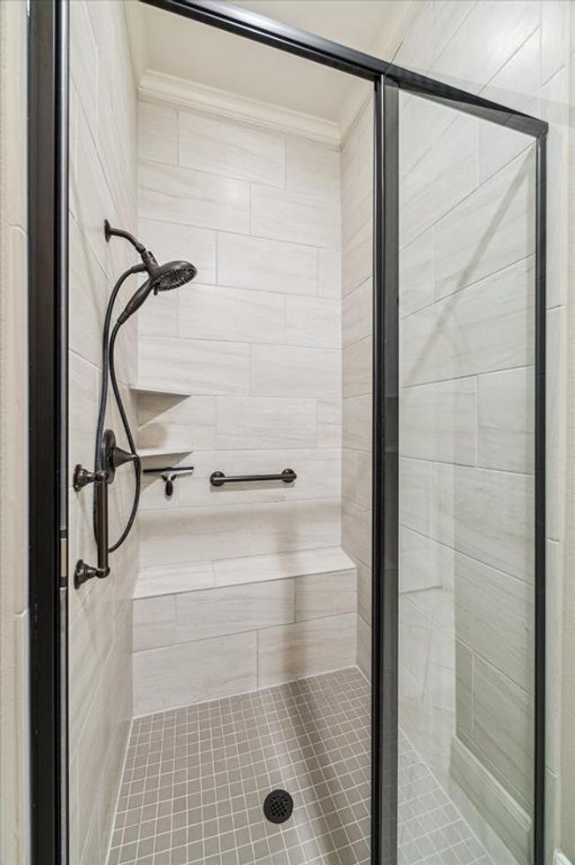Stand alone shower in the primary ensuite. | Image 18