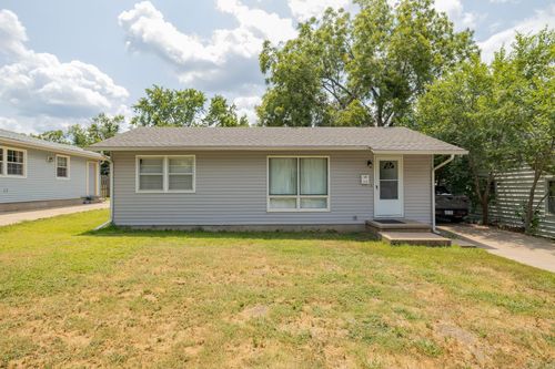313 Sw 5th St, Newton, KS, 67114-4205 | Card Image