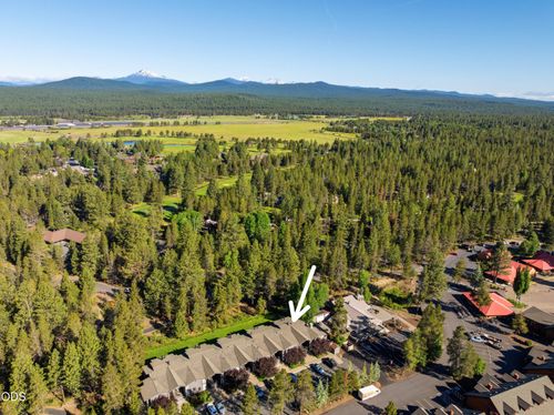 apt-10-57057 Abbot House Ln, Sunriver, OR, 97707-1109 | Card Image