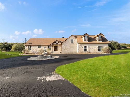 102 Oak Valley Dr, Boerne, TX, 78006 | Card Image