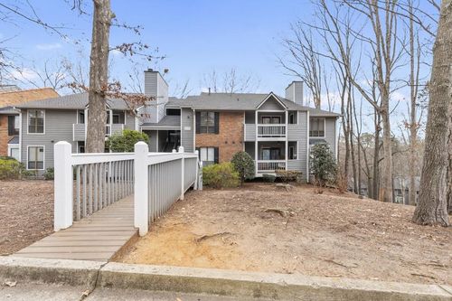 130 Warm Springs Circle, Roswell, GA, 30075 | Card Image