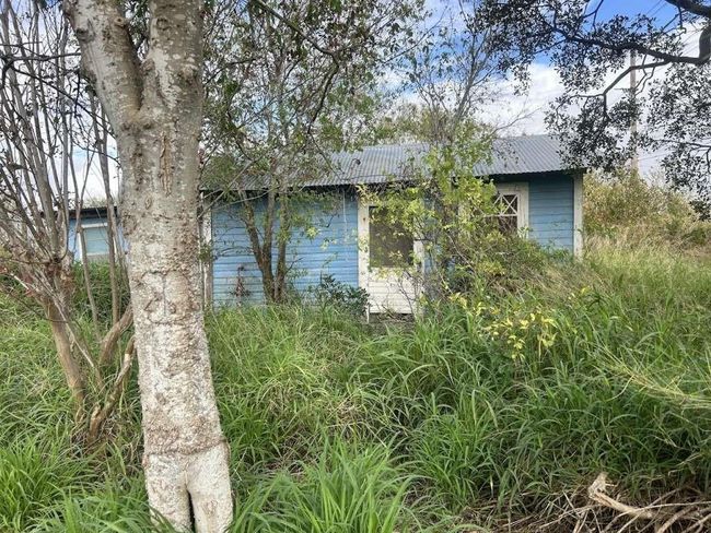 2101 Brown Ave, House other with 2 bedrooms, 1 bathrooms and null parking in Jourdanton TX | Image 5
