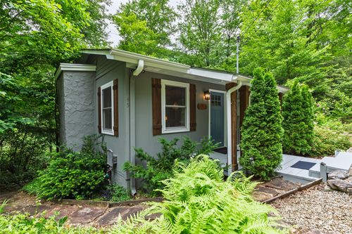 45 Gantes Gulch Rd, Highlands, NC, 28741-8867 | Card Image