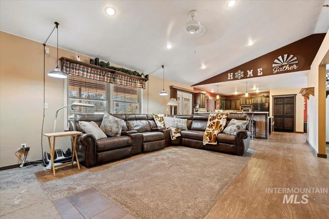 95 Johnson Crk, House other with 3 bedrooms, 3 bathrooms and 2 parking in Boise ID | Image 5