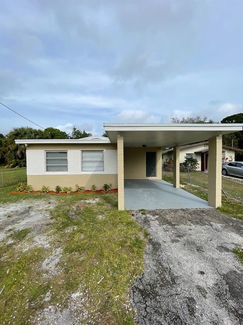2514 Avenue I, Fort Pierce, FL, 34947 | Card Image