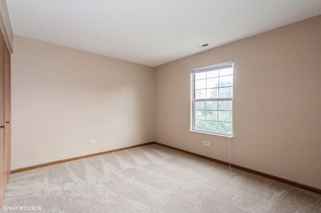 APT-5 - 1752 Eastwood Ct, Condo with 2 bedrooms, 1 bathrooms and 2 parking in Schaumburg IL | Image 8