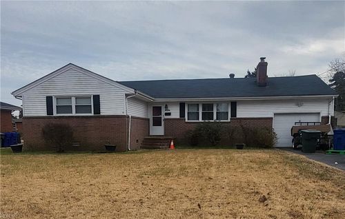 55 Rexford Dr, Newport News, VA, 23608-1450 | Card Image