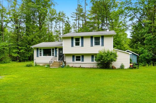31 Emerald Ln, Hillsborough, NH, 03244-4913 | Card Image
