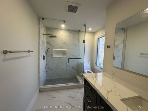 room-1-3366 Mulcaster Rd, Mississauga, ON, L5L5A7 | Card Image