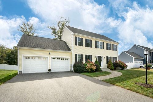 93 Mceachron Dr, Stoughton, MA, 02072-3585 | Card Image