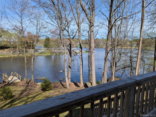 8 Teatown Ct, Carmel, NY, 10512-6511 | Card Image