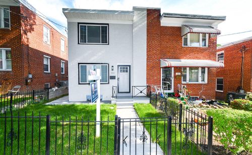 334 Nicholson St Ne, WASHINGTON, DC, 20011-2512 | Card Image
