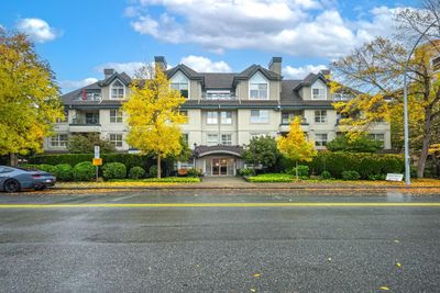 302 - 15325 17 Ave, Condo with 2 bedrooms, 2 bathrooms and 1 parking in Surrey BC | Image 1