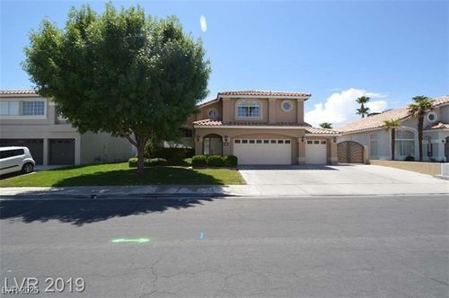 270 Helmsdale Dr, Henderson, NV, 89014-6057 | Card Image